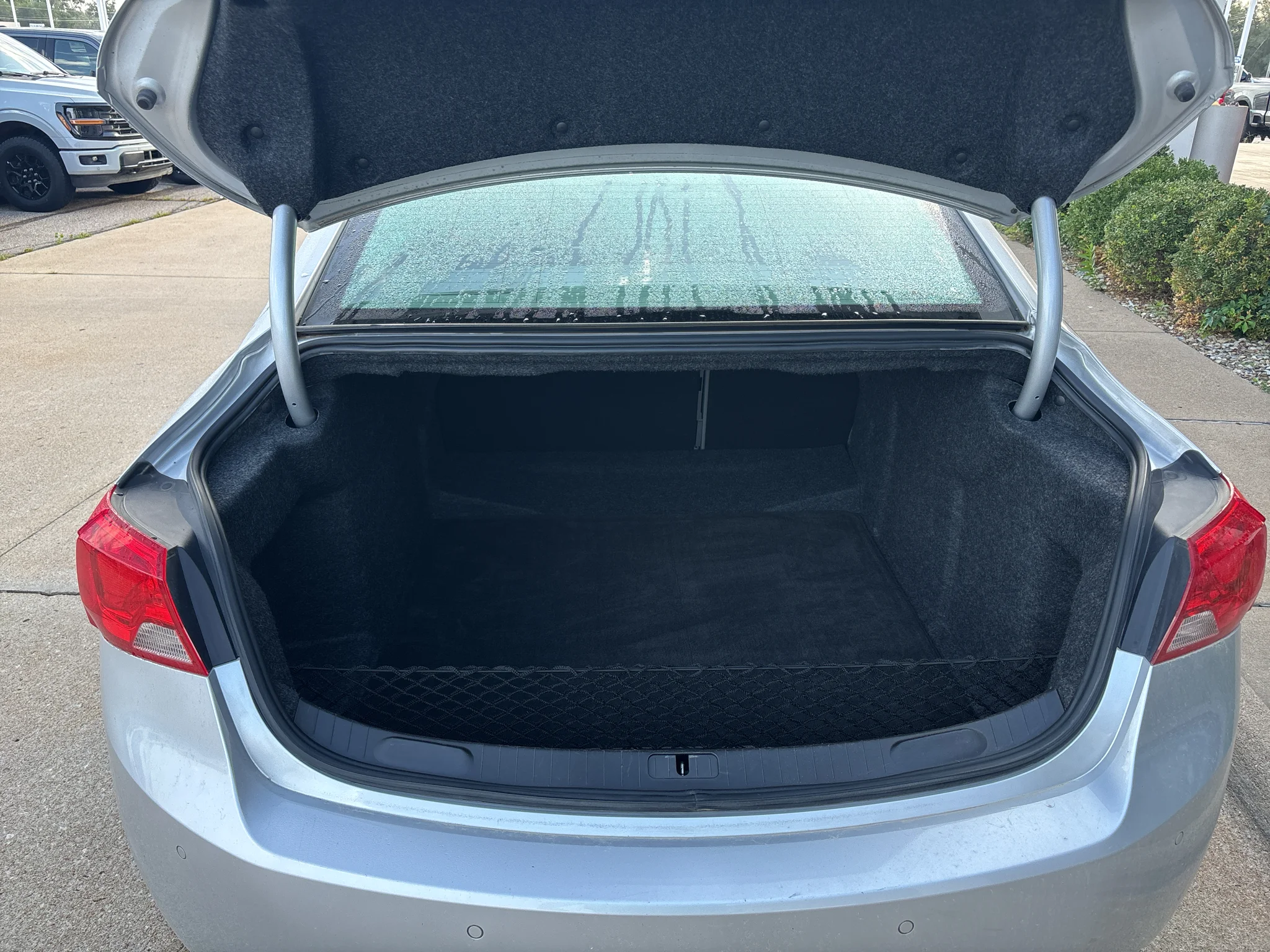 Used 2017 Silver Ice Metallic Chevrolet LT image 10