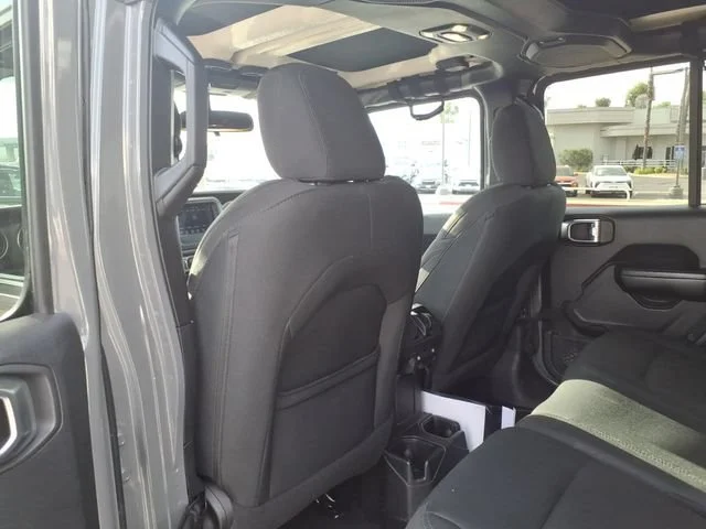 Used 2020 Sting-gray Clea Jeep Sport S image 16