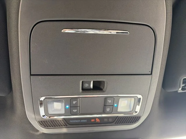 Used 2025 Blue Ford Lariat image 23