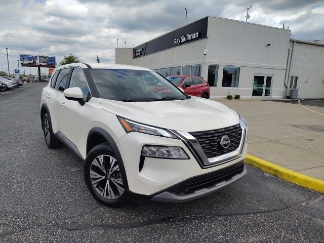 Used 2023 White Nissan SV image 1