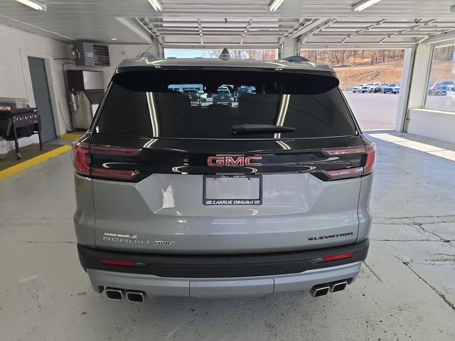 Used 2025 Silver GMC Elevation image 4