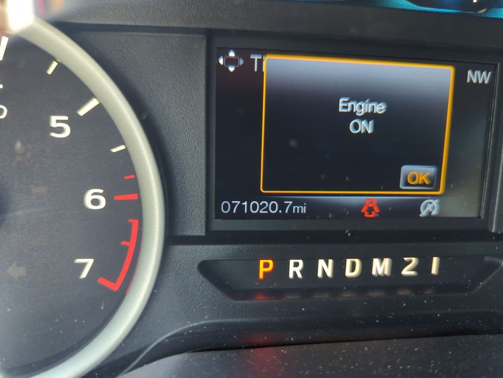 Used 2015 Red Ford XLT image 42