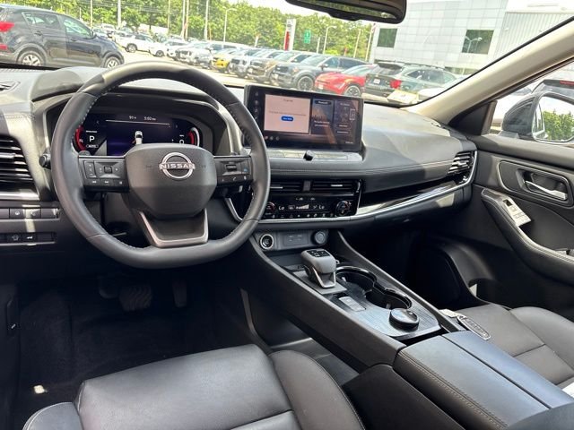 Used 2025 Black Nissan SL image 13