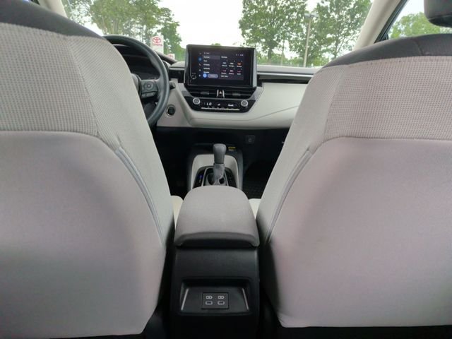 Certified Used 2025 Gray Toyota LE image 31