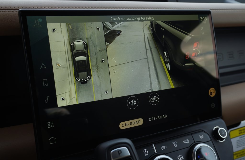 New 2026 Santorini Black Land Rover X-Dynamic SE image 25