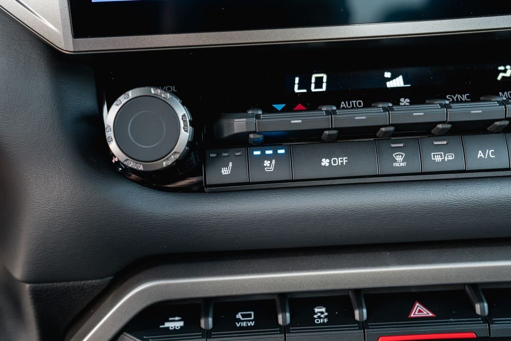 New 2026 Blueprint Toyota Tundra Platinum image 19