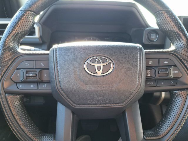 Used 2025  Toyota SR5 image 15