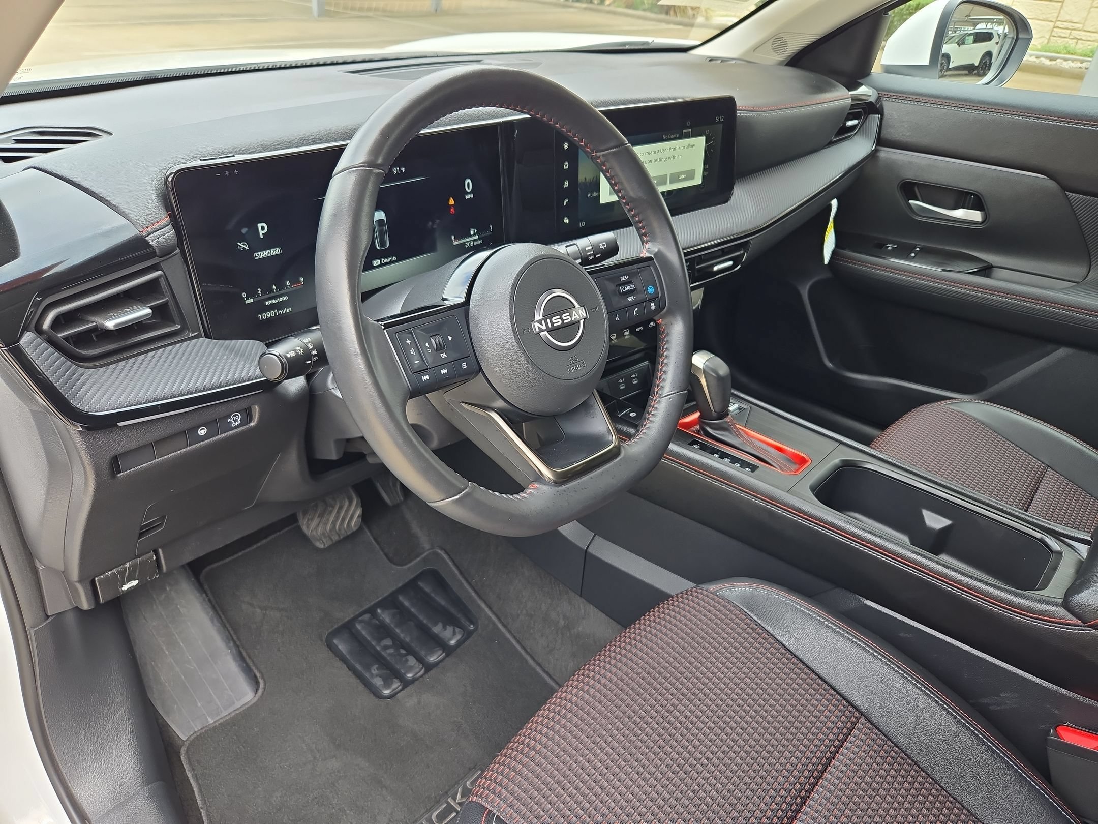 Used 2025 Aspen White Tricoat Nissan SR image 10