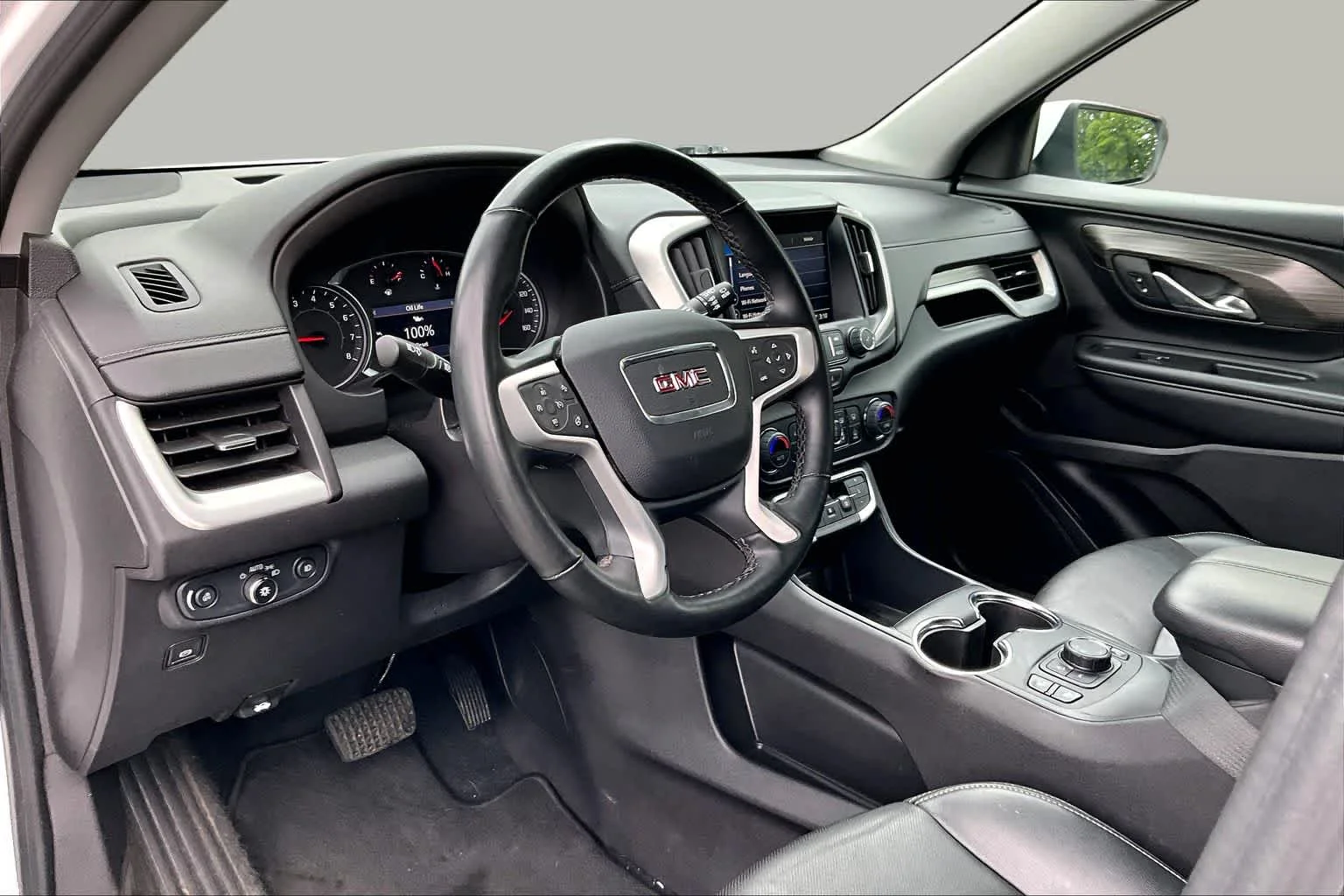 Used 2024 Summit White GMC SLT image 17