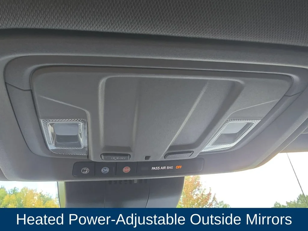 Used 2022 GLACIER BLUE METALLIC Chevrolet LT image 31