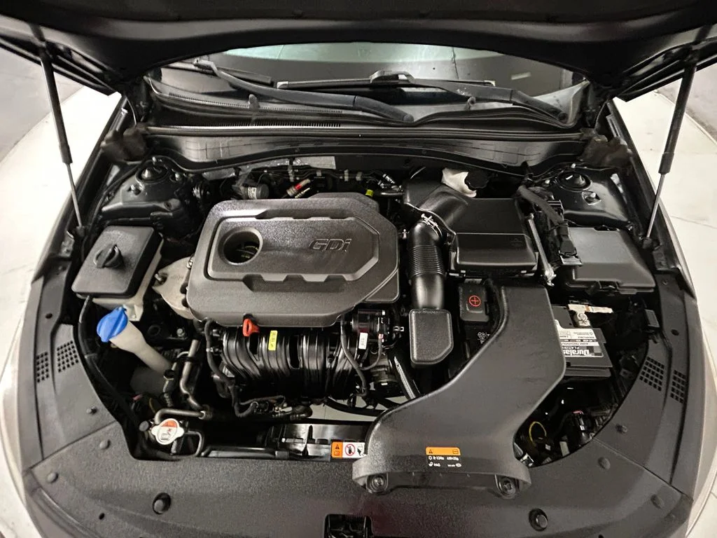 Used 2016 Gray Kia LX image 21