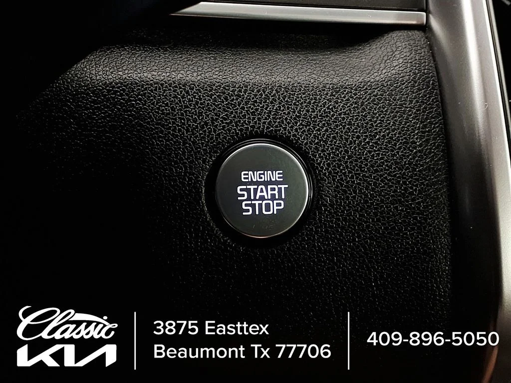 Used 2021 Blue Kia S image 17