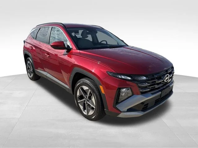 Used 2025 Red Hyundai SEL image 5