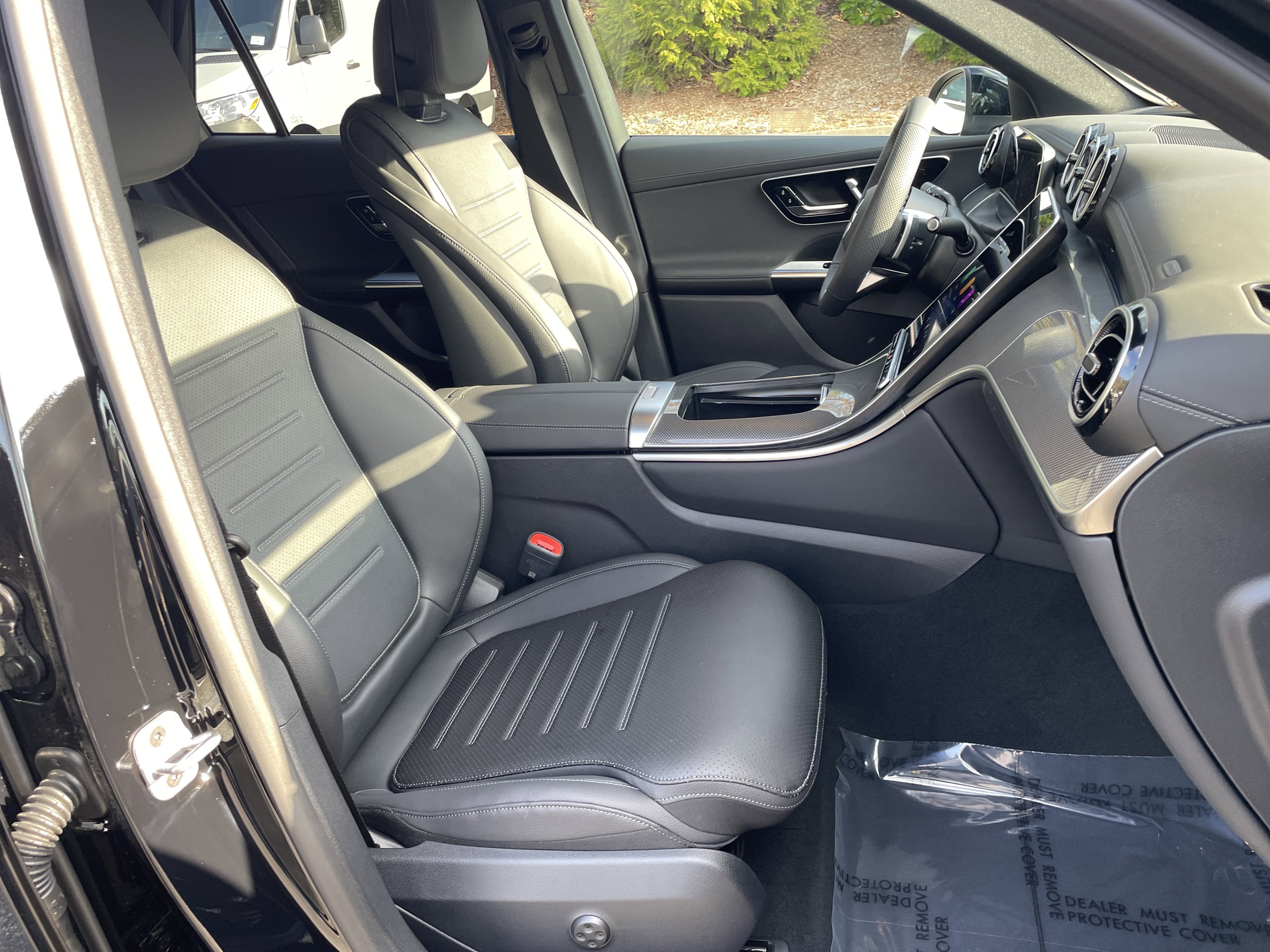 New 2026 Black Mercedes-Benz GLC 300 SUV image 44