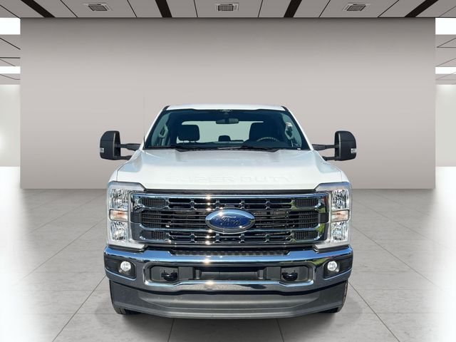Used 2025 White Ford XLT image 11