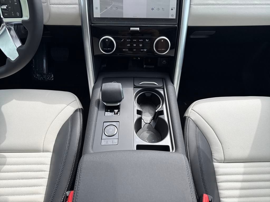 2025 Land Rover Discovery S - Photo 24
