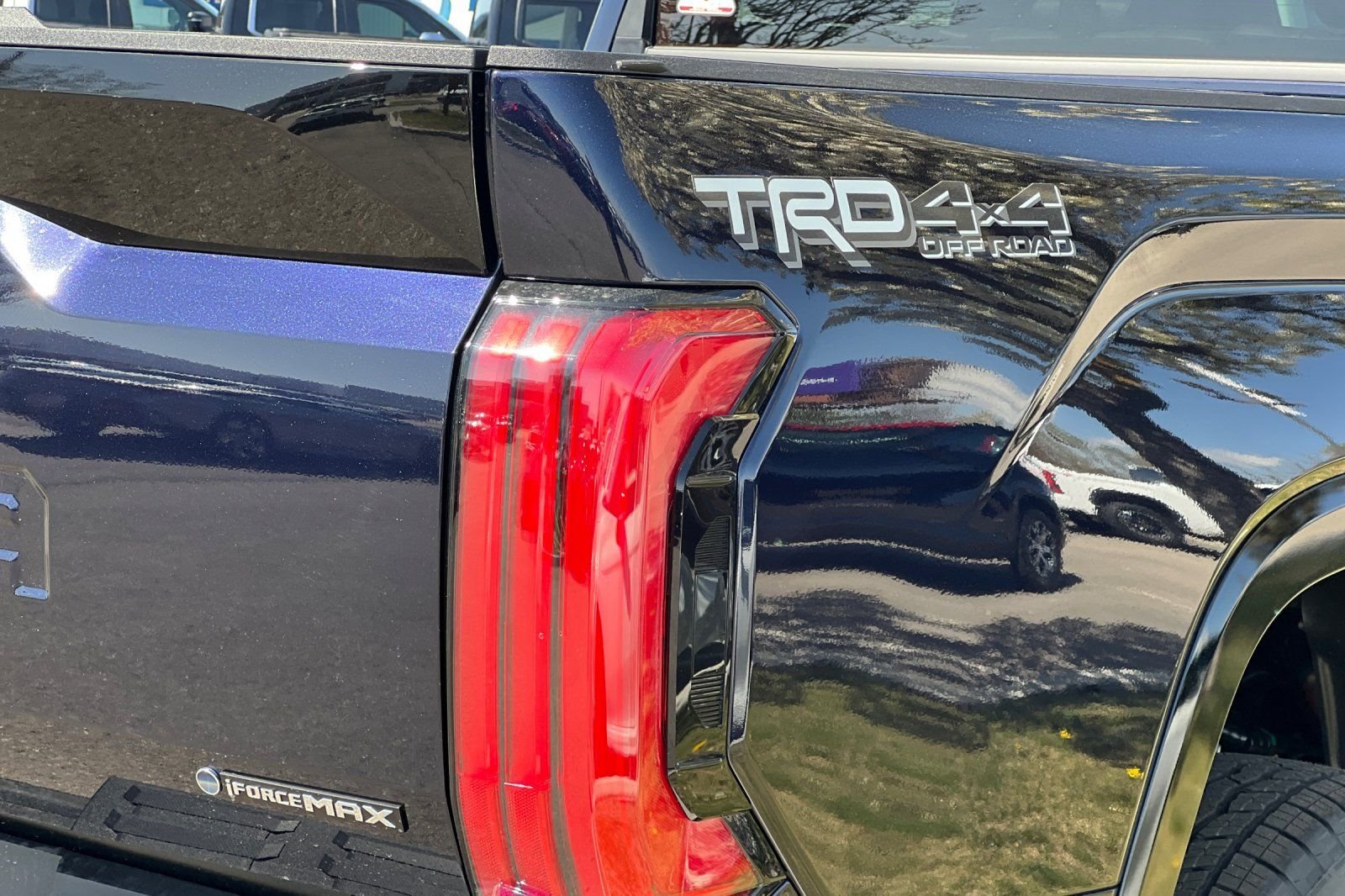 2025 Toyota Tundra Platinum - Photo 28