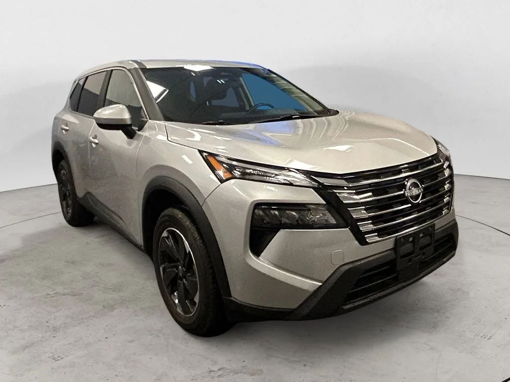 Used 2025 Brilliant Silver Nissan SV image 8