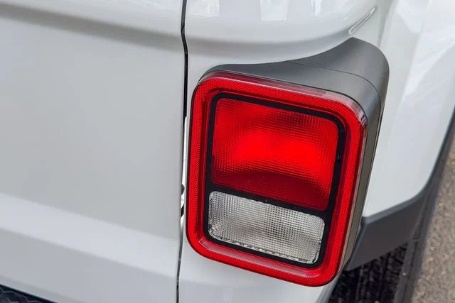 New 2026 Bright White Clear-Coat Exterior Paint Jeep Sport S image 7