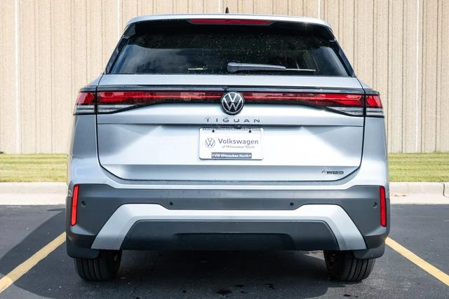 New 2025 Silver Volkswagen 2.0T S image 5
