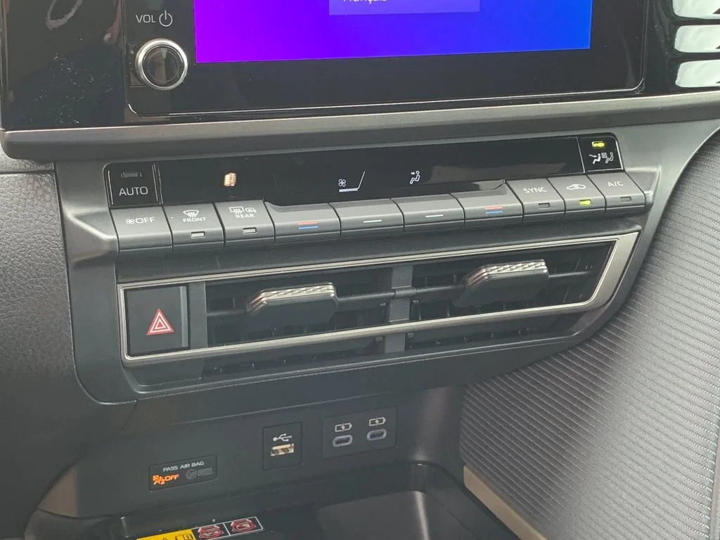 Used 2026  Toyota SE image 23