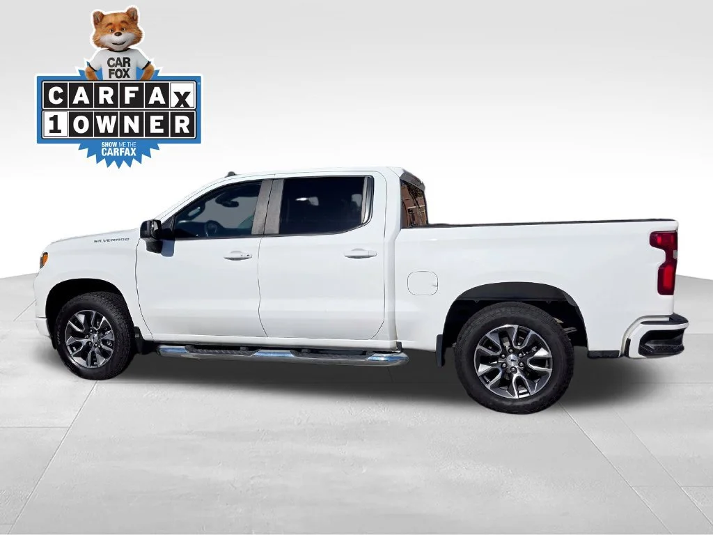 Used 2023 SUMMIT WHITE Chevrolet RST image 4