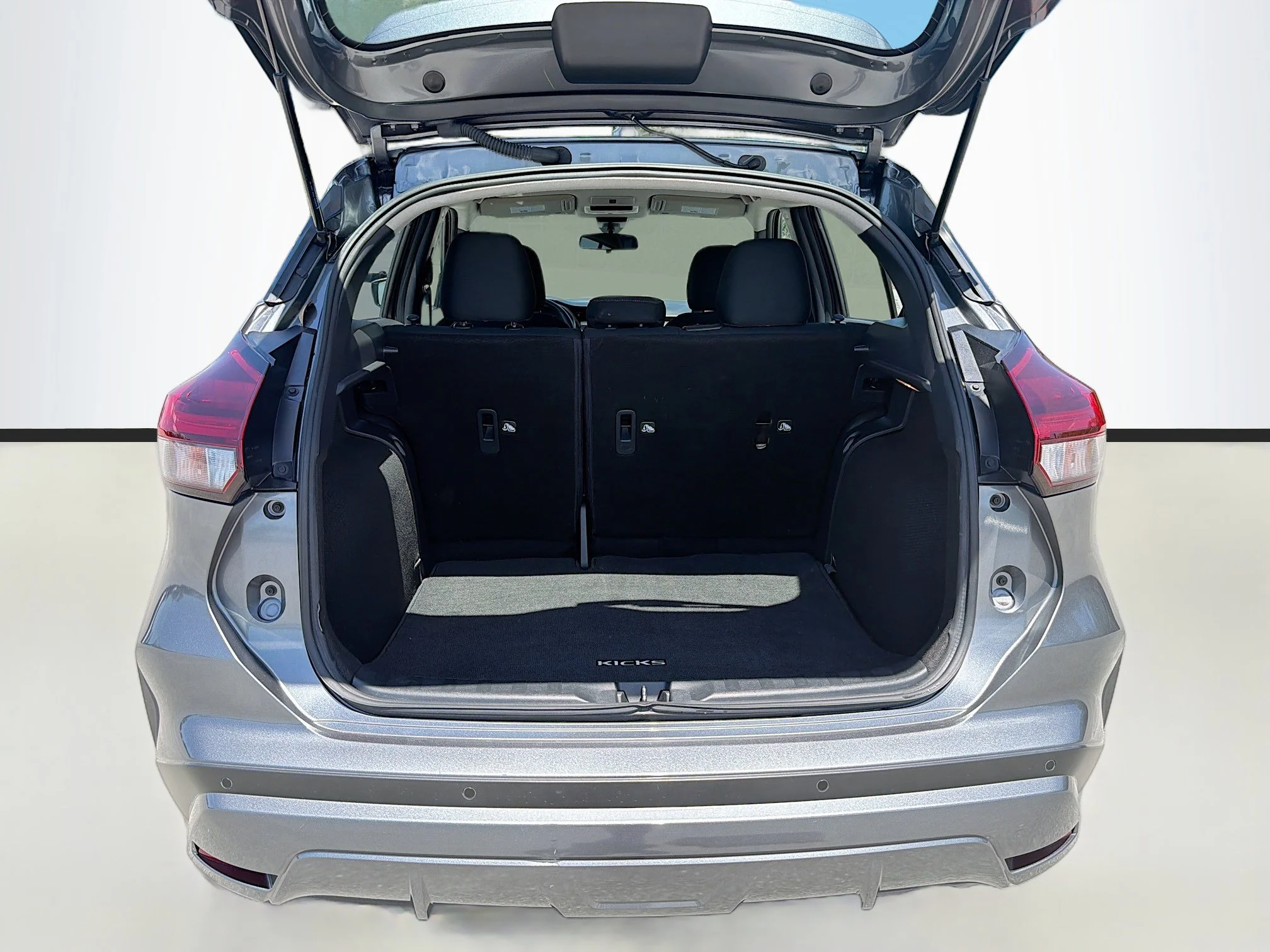 Used 2024 Gun Metallic Nissan SR image 12