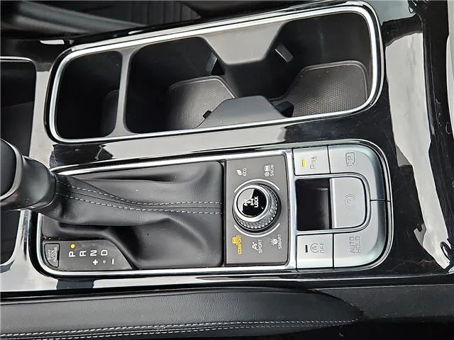 Used 2024 White KIA SX-Prestige X-Line All-Wheel Drive image 15