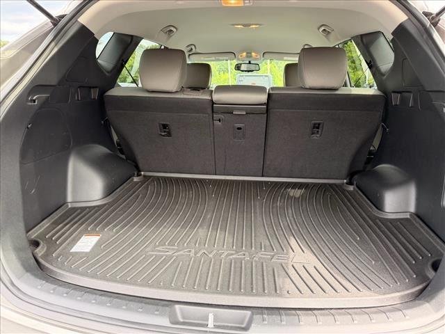 Used 2018 Mineral Gray Hyundai 2.4L image 26