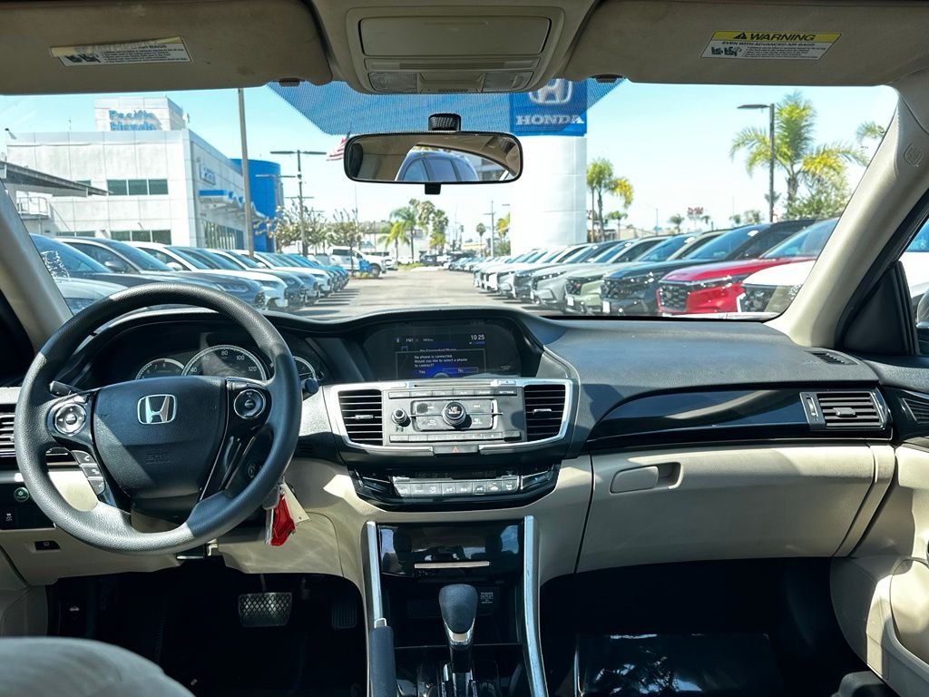 Used 2016 Basque Red Pearl II Honda LX image 16