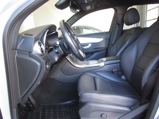 2022 Mercedes-Benz GLC GLC300 - Photo 9