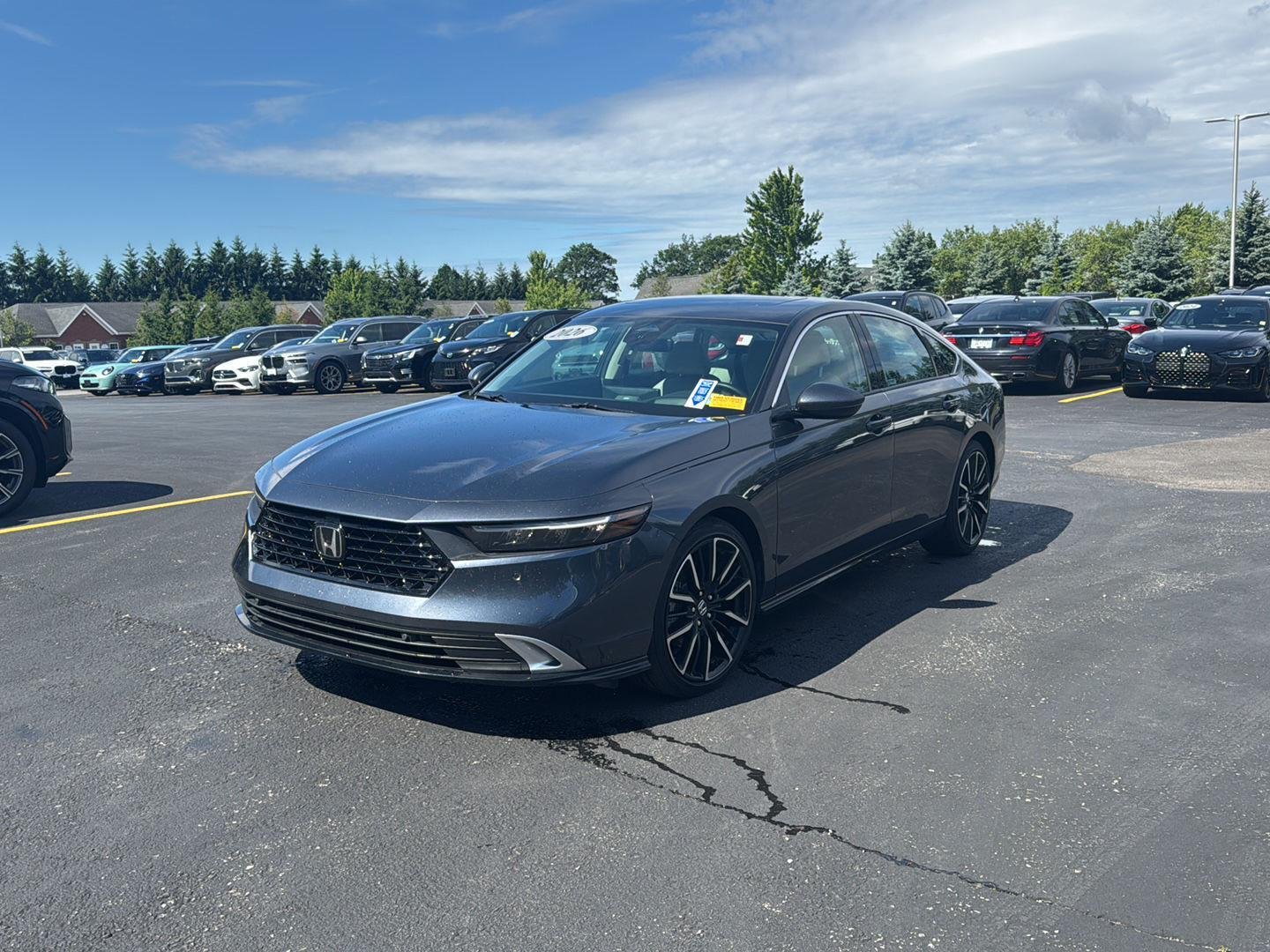 Used 2026 Meteorite Gray Metallic Honda Touring image 7