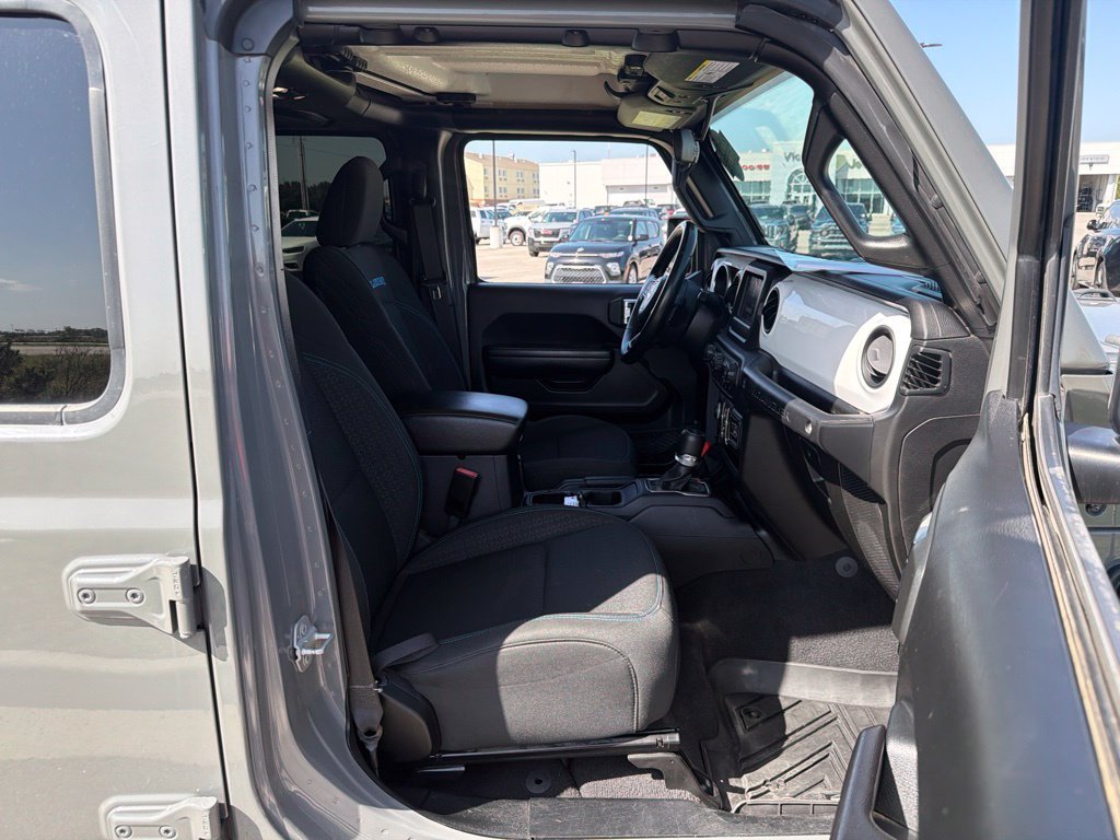 Used 2021 Gray Jeep Unlimited Sport image 18