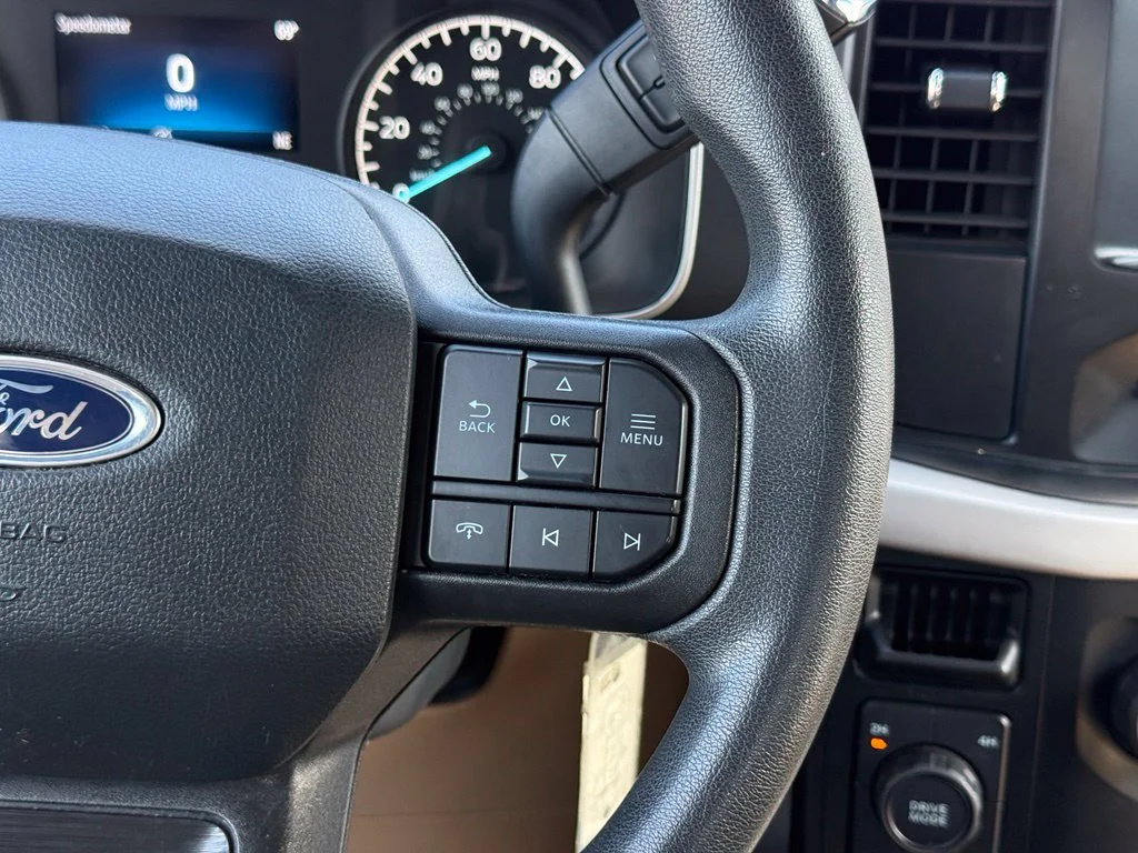 Used 2023 Blue Ford XLT image 16