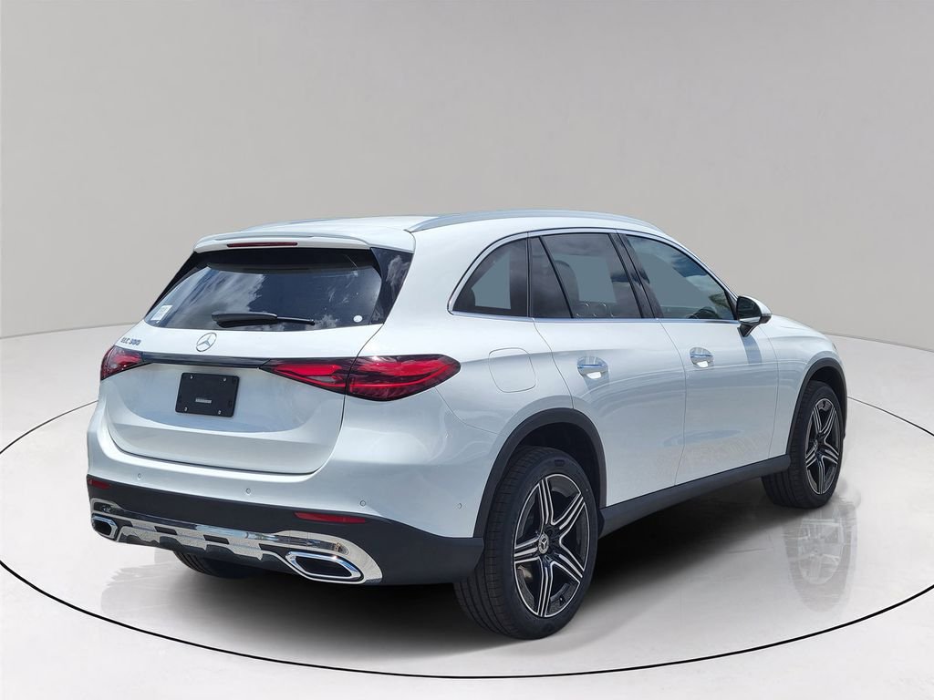 New 2026 Polar White Mercedes-Benz GLC 300 image 6