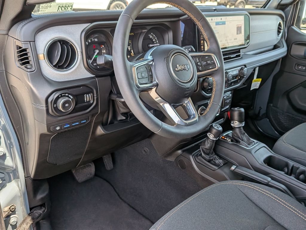 Used 2024 Gray Jeep Sahara 4xe image 33