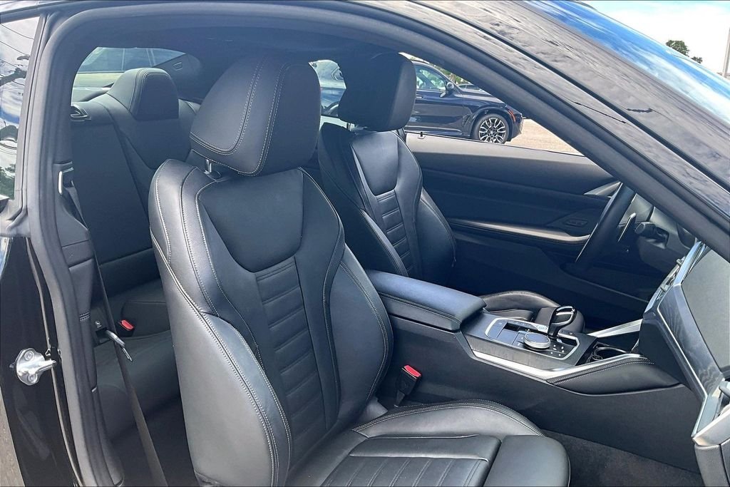 Used 2023 Black BMW M440i image 28