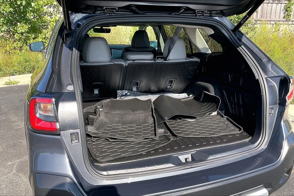 Used 2023 Gray Subaru Limited image 28