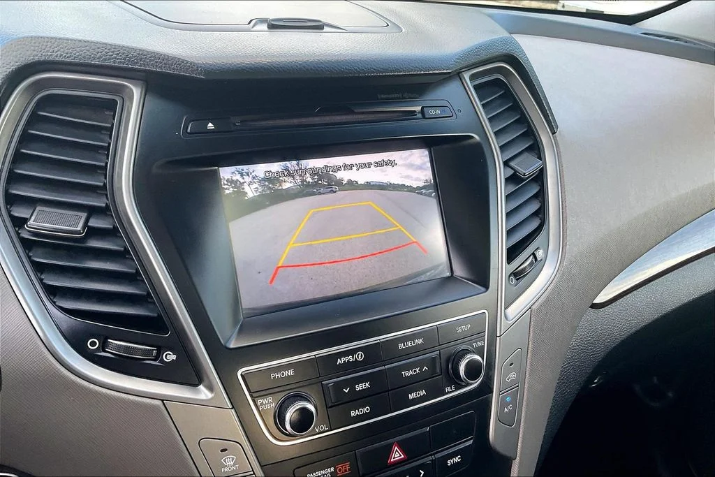 Used 2017 Black Hyundai 2.4 Base image 21