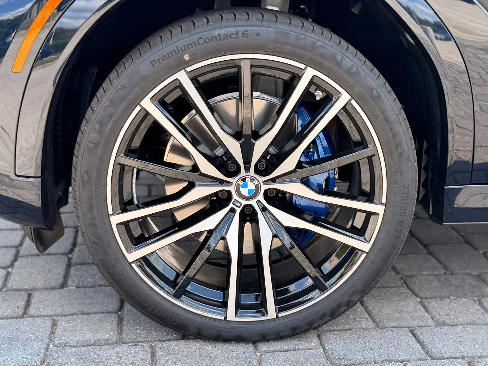 New 2027 Carbon Black Metallic BMW xDrive40i image 12
