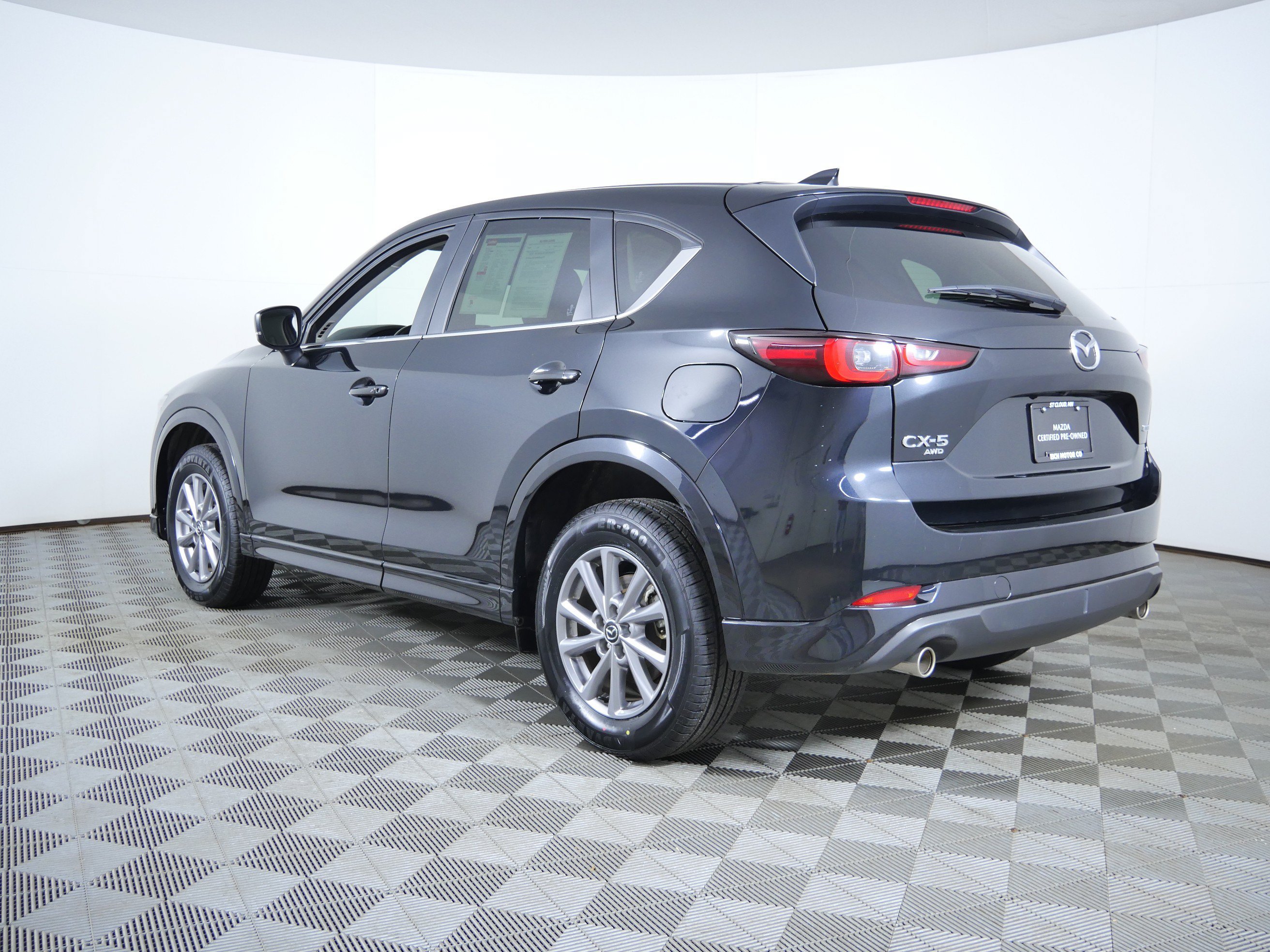 Used 2025 Jet Black Mica Mazda 2.5 S Preferred Package image 9