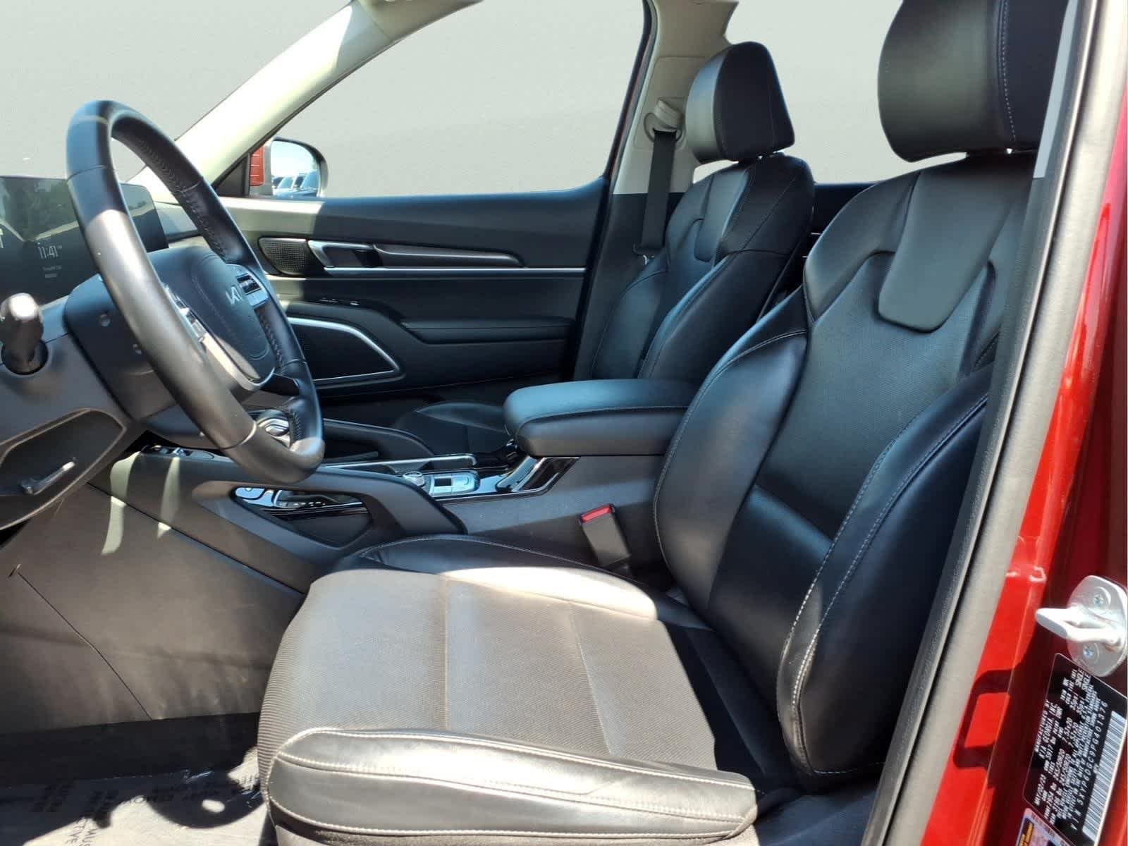 Used 2023 Dawning Red Kia S image 15