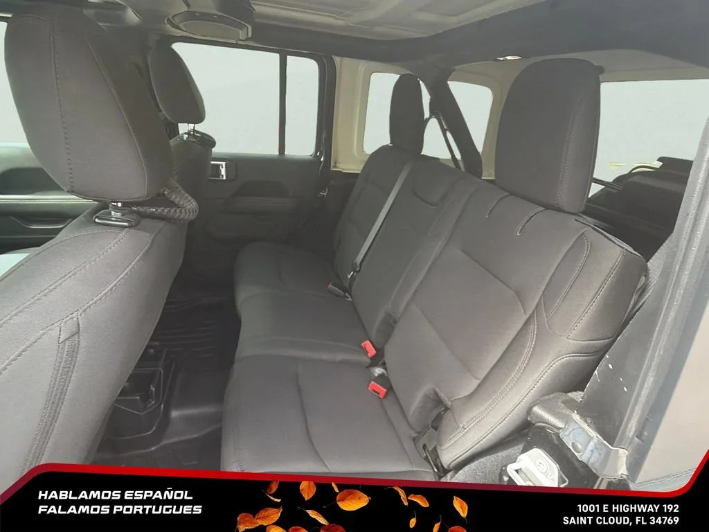 Used 2019 Black Jeep Sahara 4x4 image 20