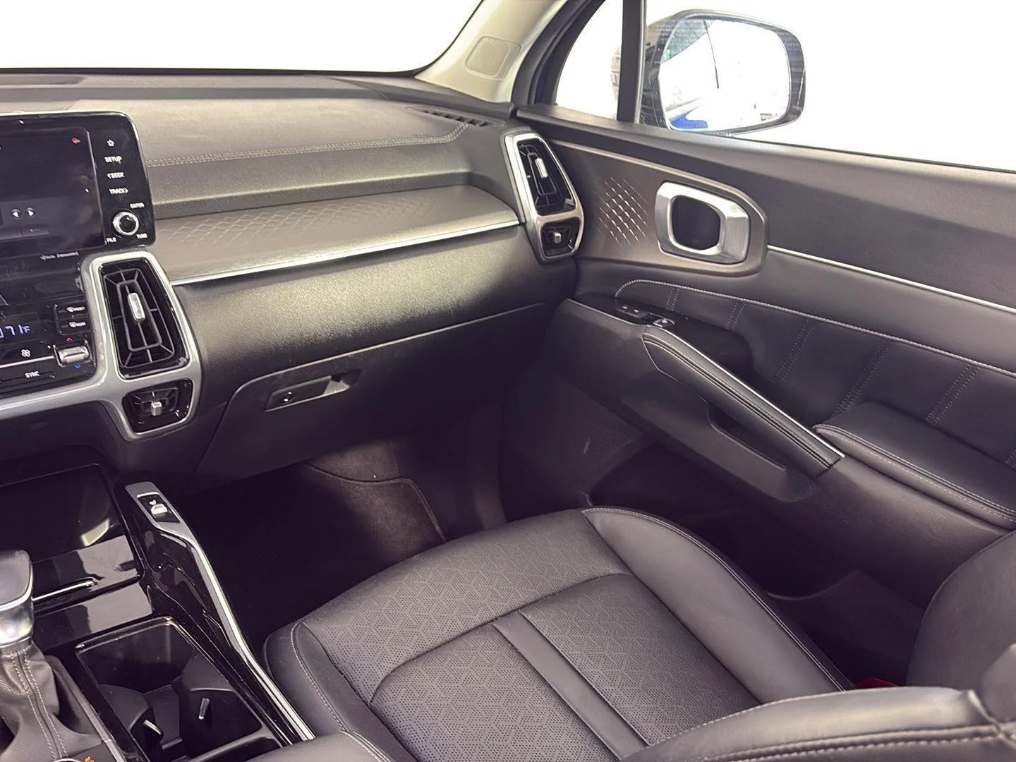 Used 2021 Sapphire Blue Kia SX image 18