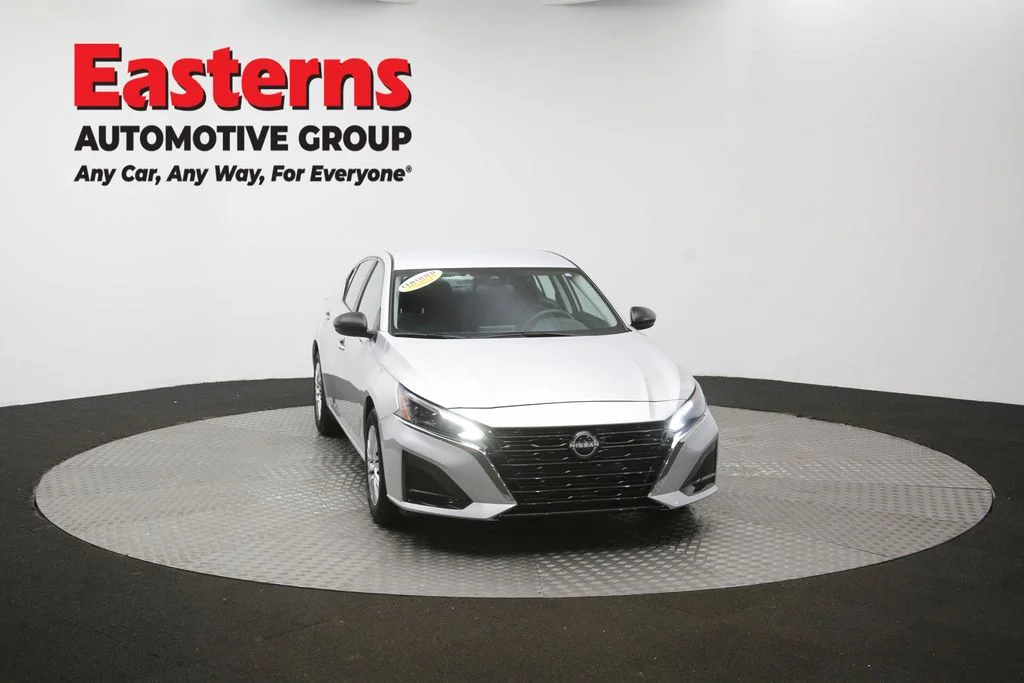 Used 2024 Silver Nissan 2.5 S image 50