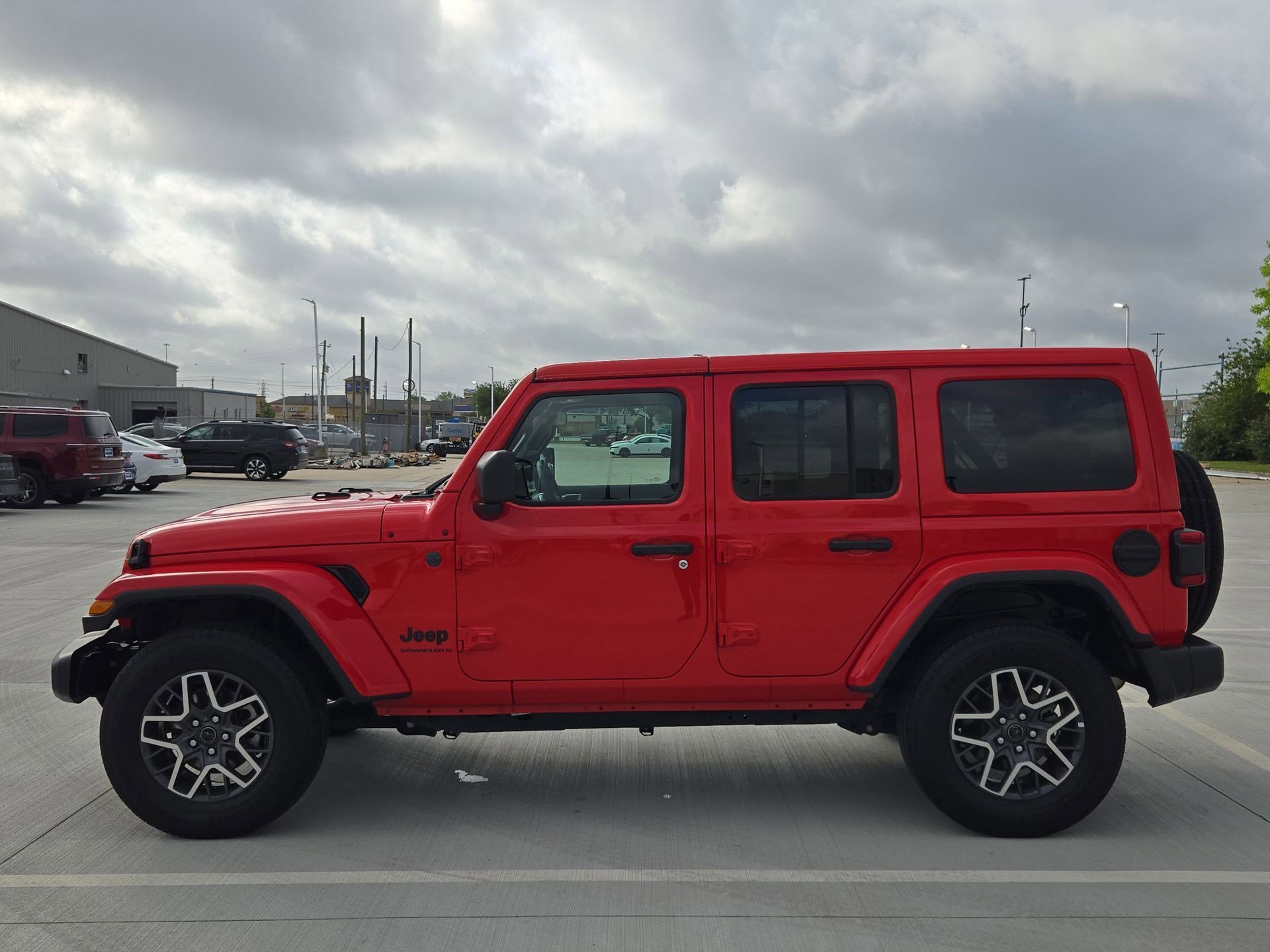 Used 2025 Firecracker Red Clearcoat Jeep Sahara image 6