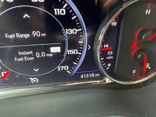 Used 2023 White GMC AT4 image 13