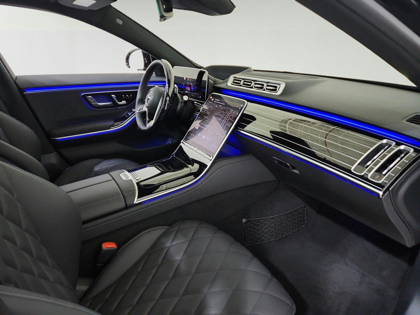 Used 2026 Obsidian Black Metallic Mercedes-Benz S 580 image 19