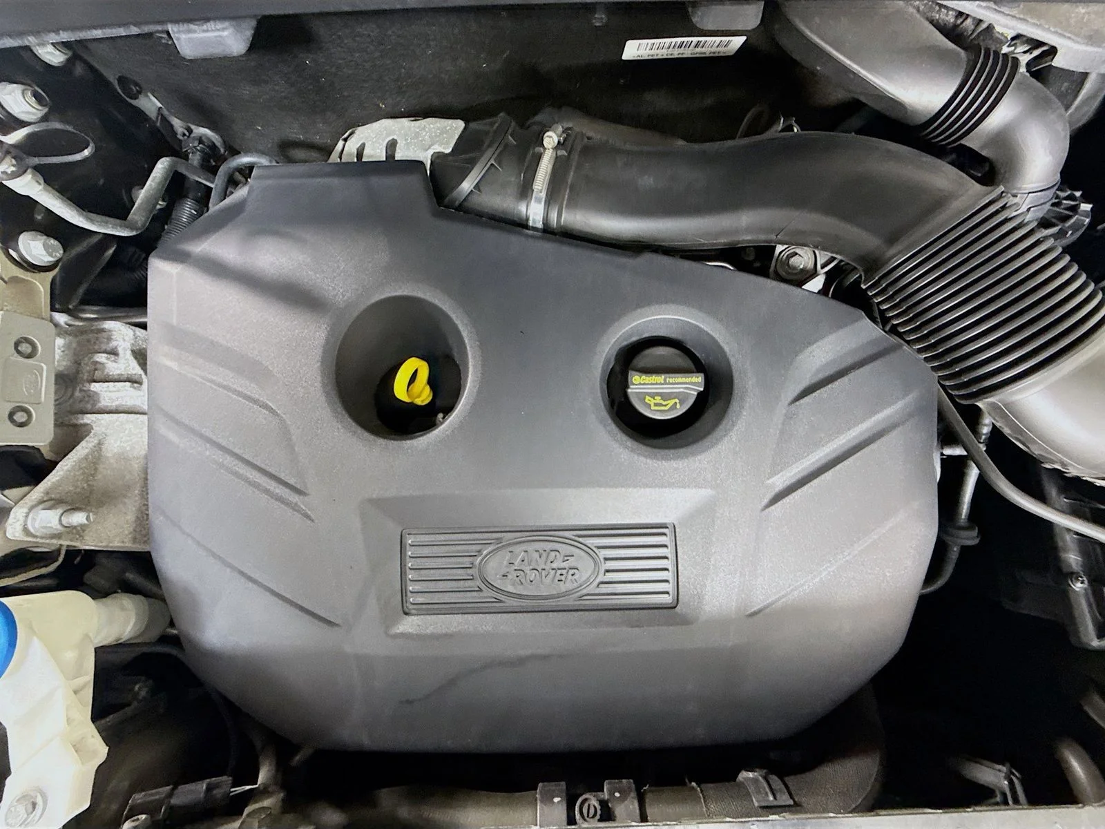 Used 2017  Land Rover SE image 35