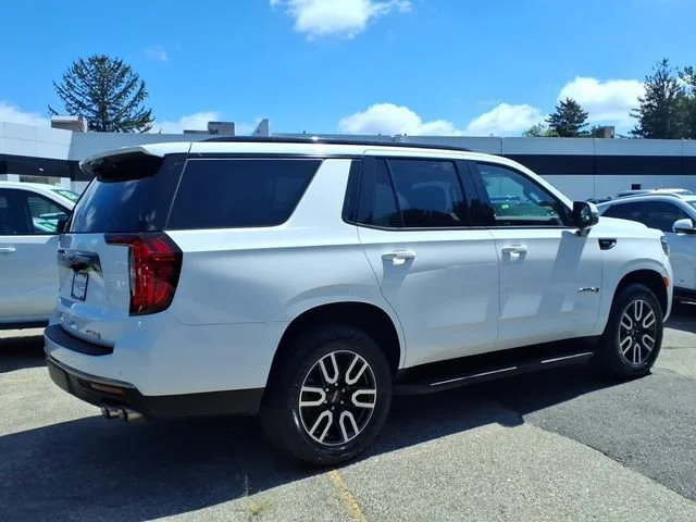 2023 GMC Yukon AT4 - Photo 6
